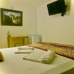 https://hotel-casa-larimar.comcaribbean.com
