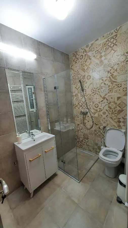 Casa Florescu 13 Bukurešť 0*,